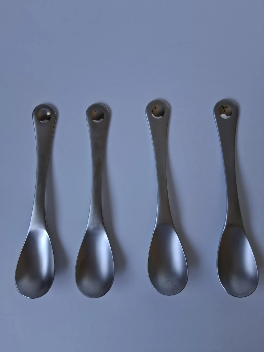 Robert Welch PENDULUM pattern 18/10 Stainlees Steel Set Of 4 Soup Spoons